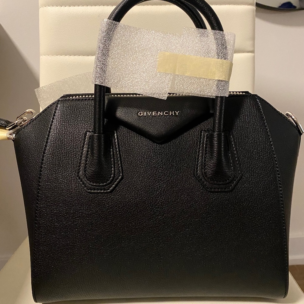 *BRAND NEW* Givenchy Antigona Small Bag